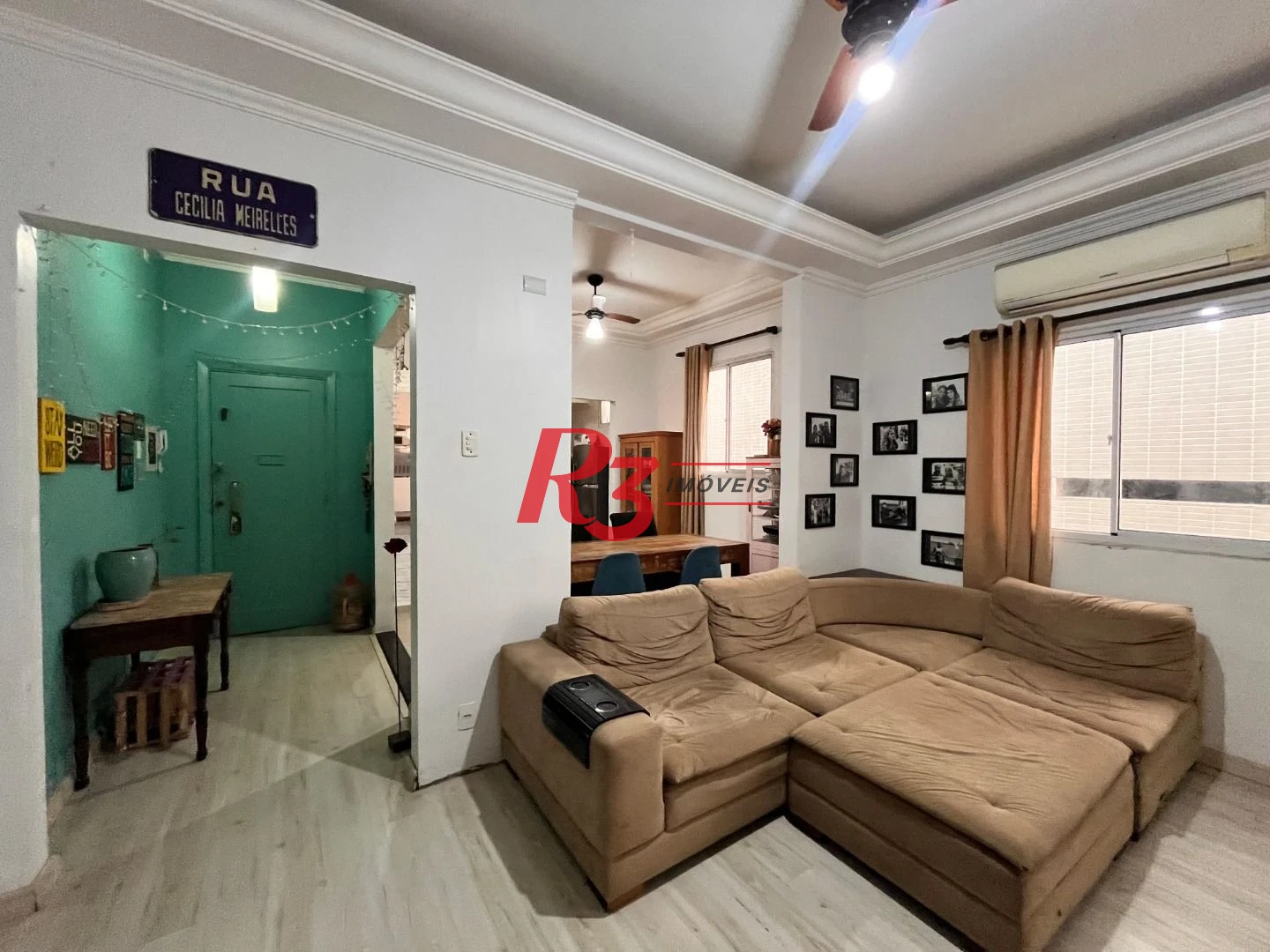 Apartamento com 2 dormitórios à venda, 87 m² por R$ 440.000,00 - Gonzaga - Santos/SP