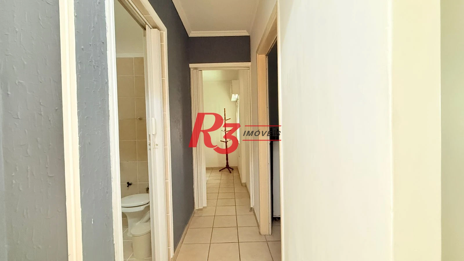 Apartamento com 2 dormitórios à venda, 99,46 m² por R$ 810.000 - Gonzaga - Santos/SP