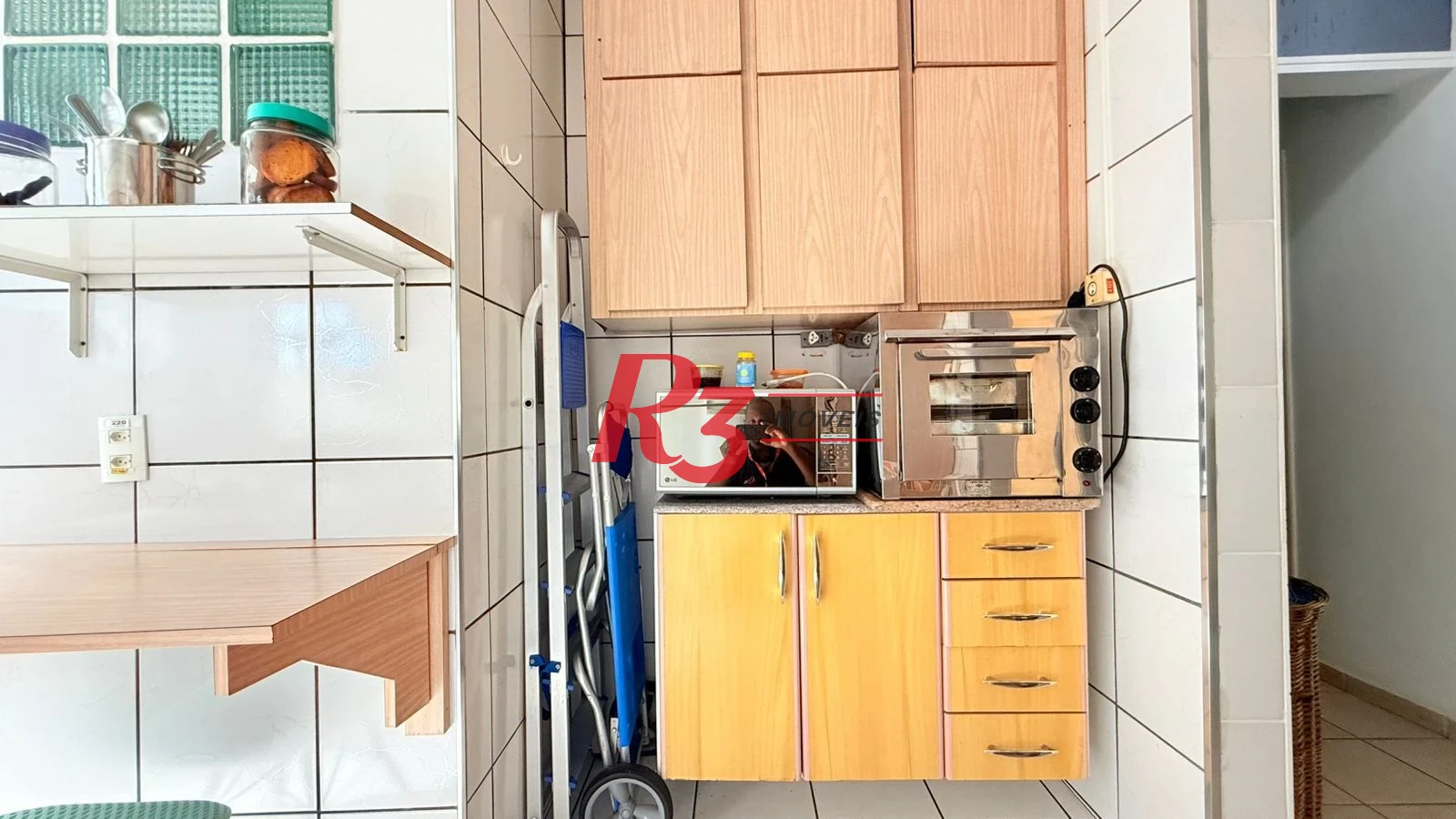 Apartamento com 2 dormitórios à venda, 99,46 m² por R$ 810.000 - Gonzaga - Santos/SP
