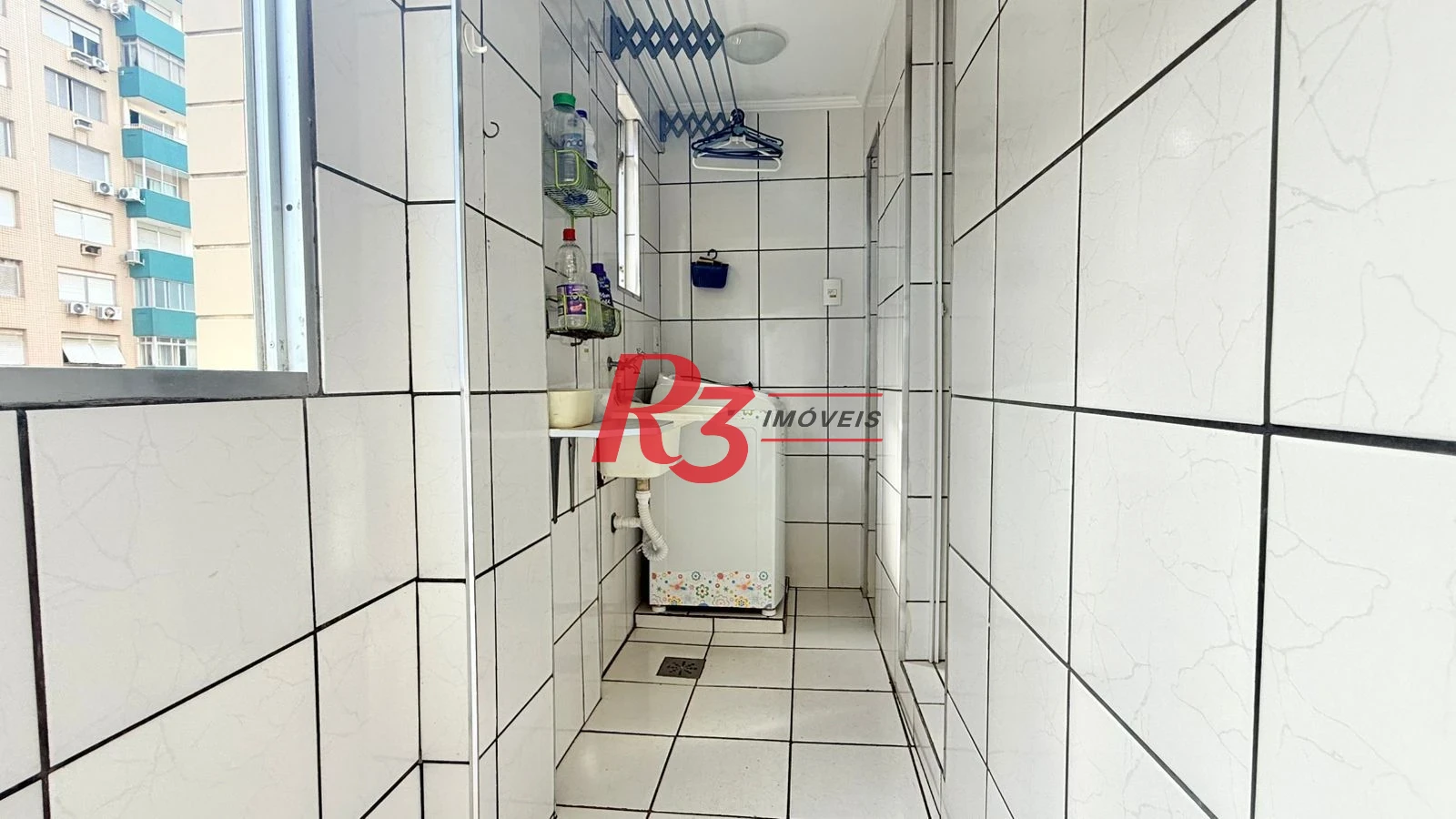 Apartamento com 2 dormitórios à venda, 99,46 m² por R$ 810.000 - Gonzaga - Santos/SP