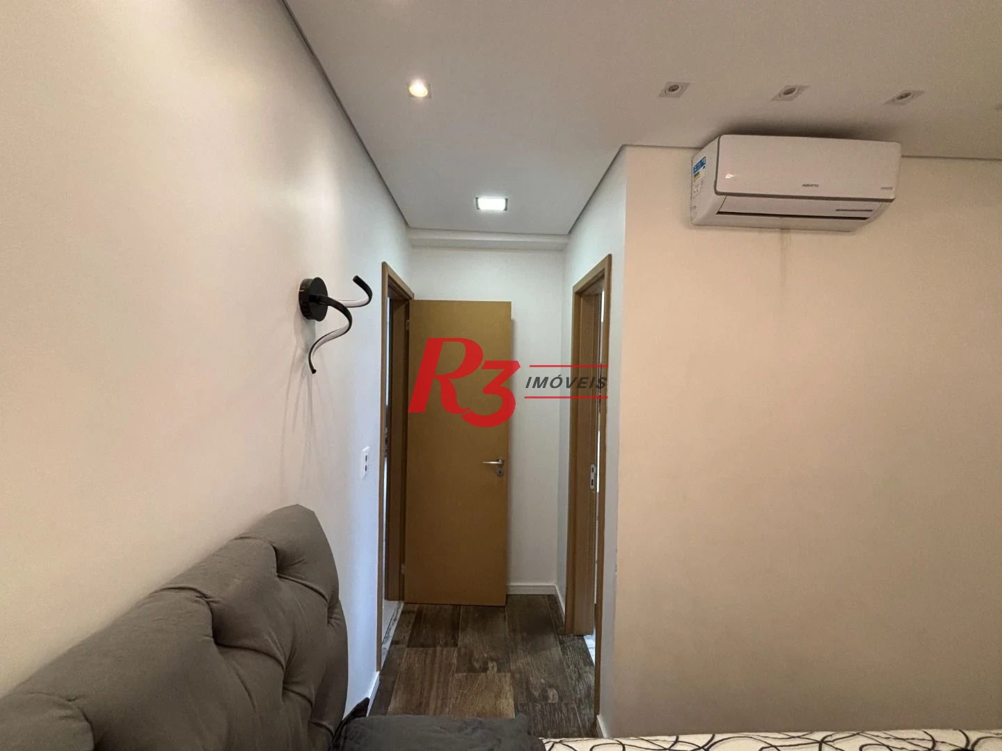 Apartamento com 3 dormitórios à venda, 81 m² por R$ 1.170.000,00 - Boqueirão - Santos/SP