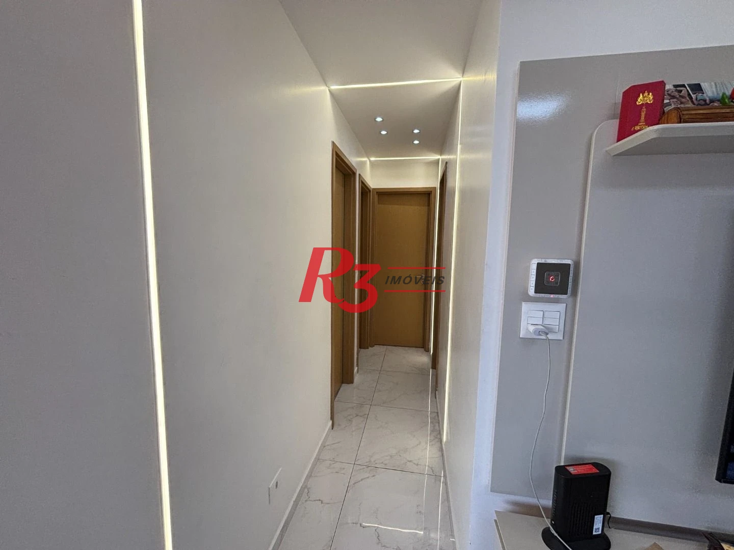 Apartamento com 3 dormitórios à venda, 81 m² por R$ 1.170.000,00 - Boqueirão - Santos/SP