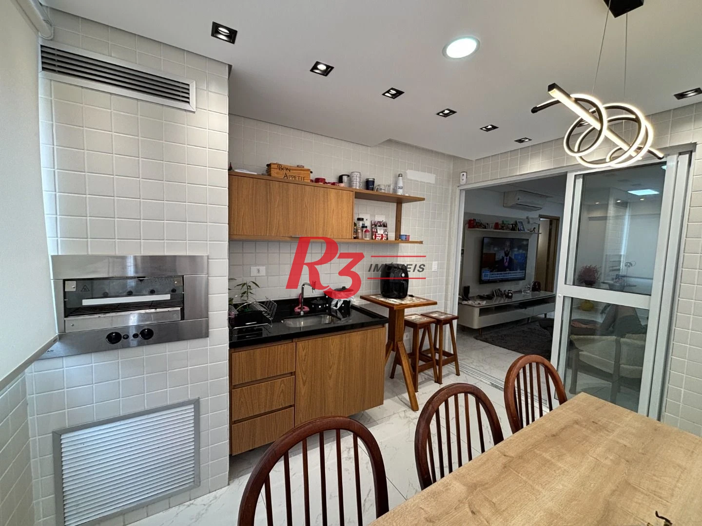 Apartamento com 3 dormitórios à venda, 81 m² por R$ 1.170.000,00 - Boqueirão - Santos/SP