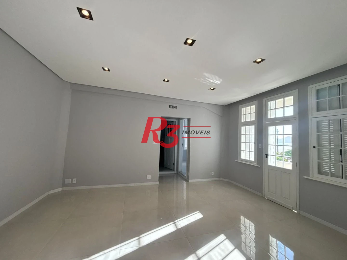Apartamento à venda, 83 m² por R$ 780.000,00 - Gonzaga - Santos/SP