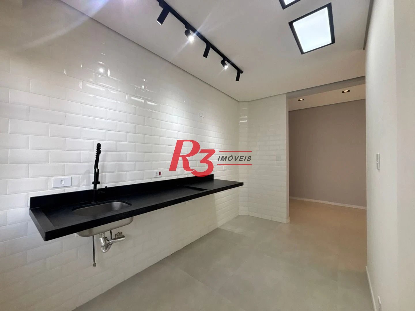 Apartamento à venda, 83 m² por R$ 780.000,00 - Gonzaga - Santos/SP