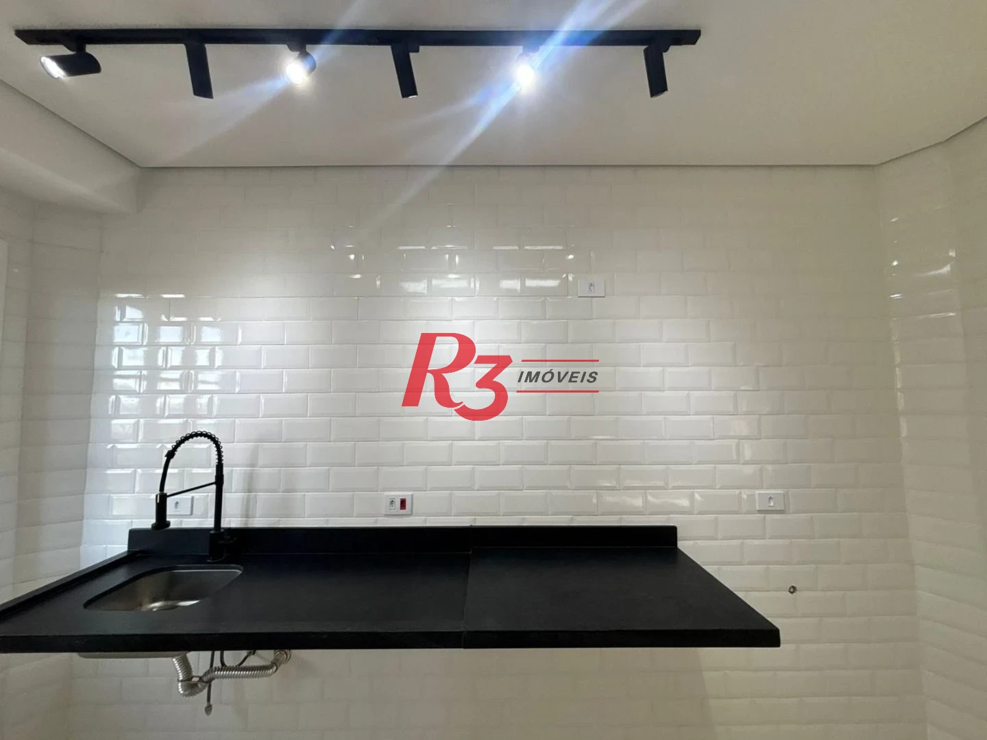Apartamento à venda, 83 m² por R$ 780.000,00 - Gonzaga - Santos/SP