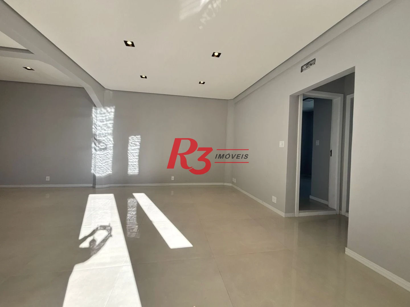 Apartamento à venda, 83 m² por R$ 780.000,00 - Gonzaga - Santos/SP