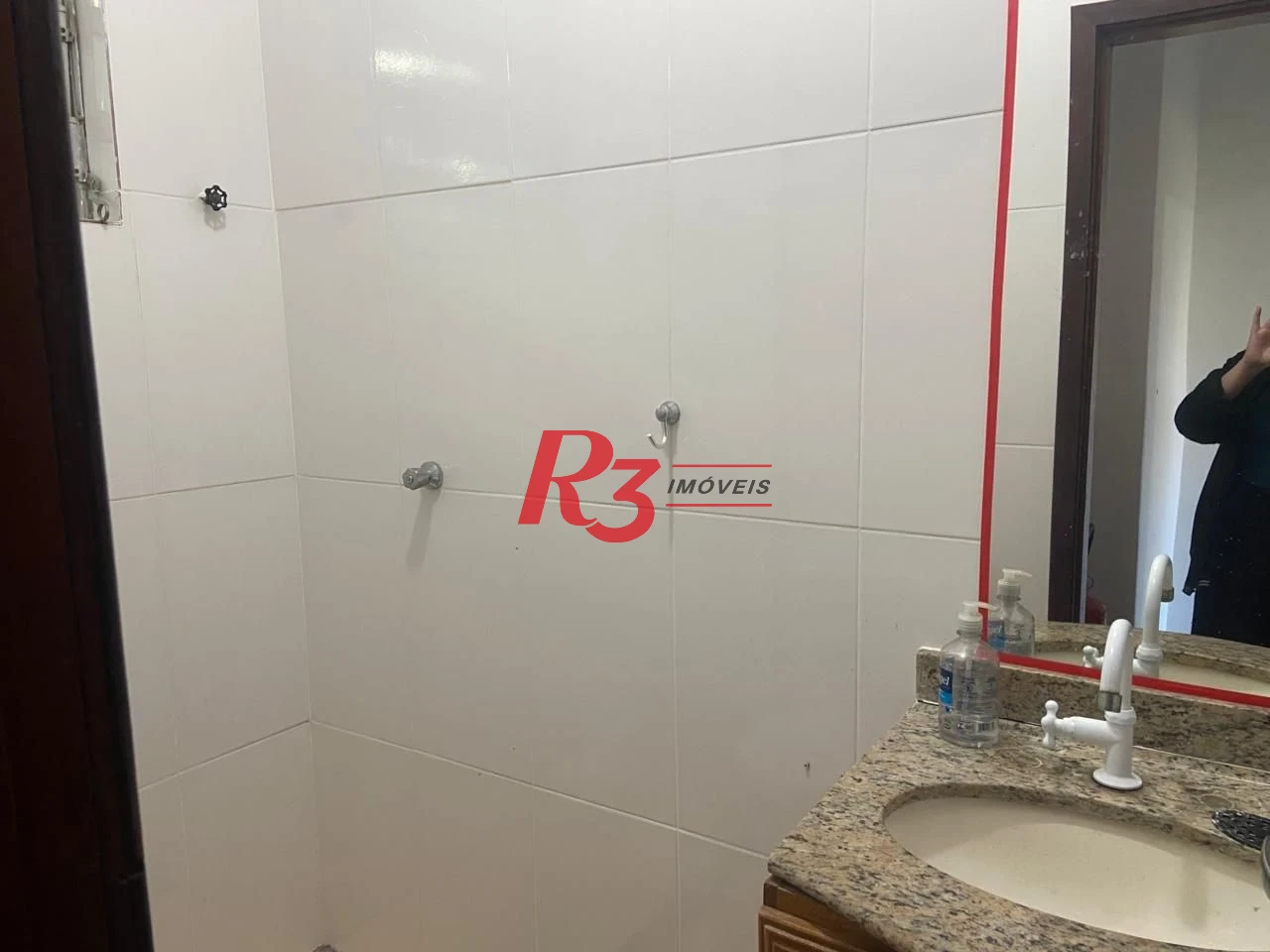 Sobrado com 2 dormitórios à venda, 240 m² por R$ 1.770.000,00 - Gonzaga - Santos/SP