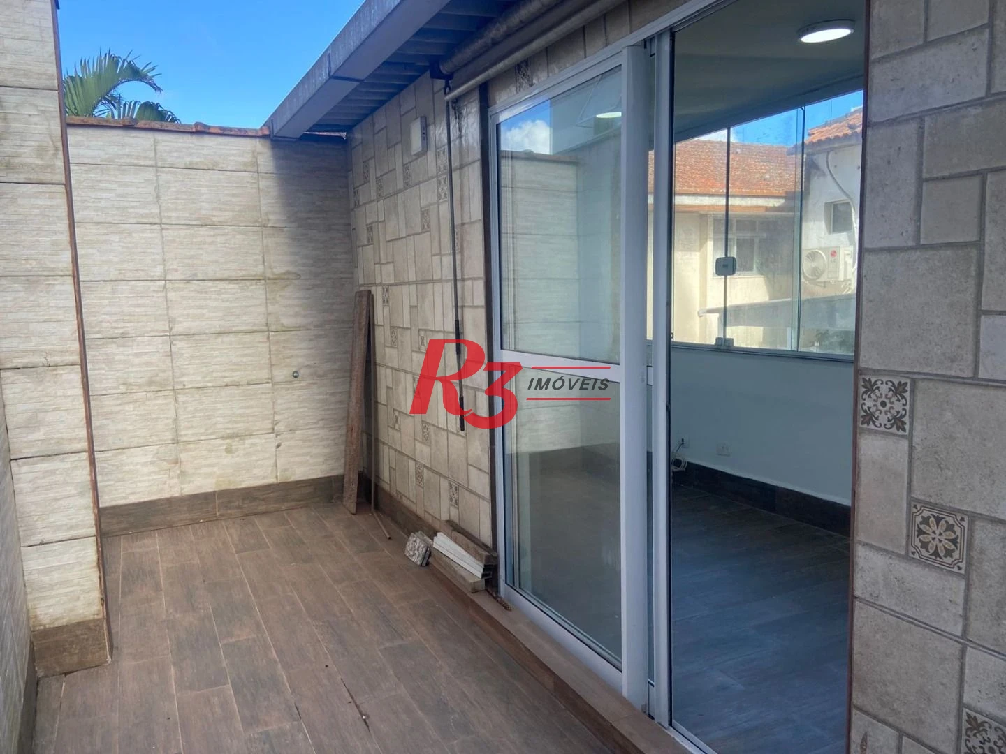 Sobrado com 2 dormitórios à venda, 240 m² por R$ 1.770.000,00 - Gonzaga - Santos/SP