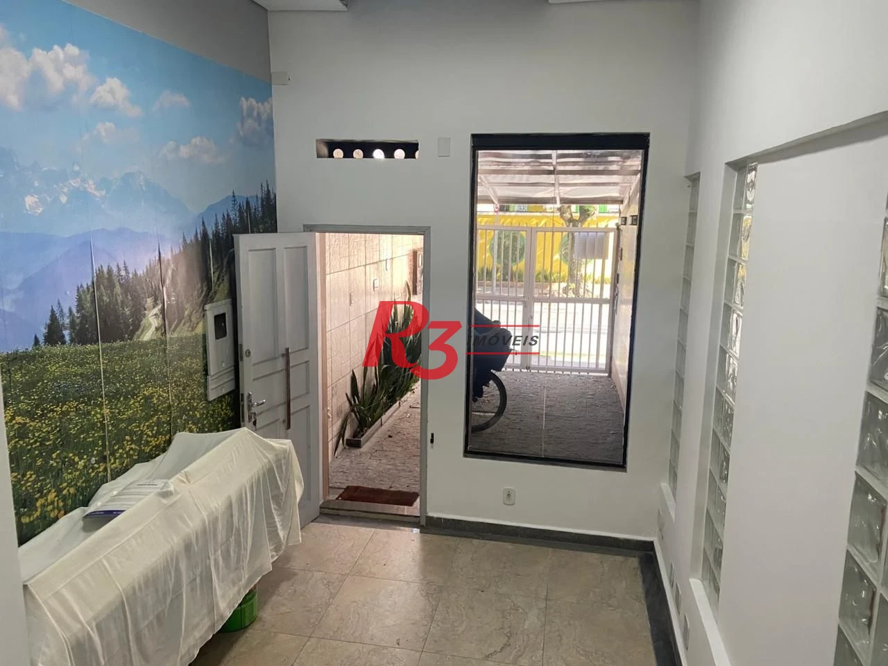 Sobrado com 2 dormitórios à venda, 240 m² por R$ 1.770.000,00 - Gonzaga - Santos/SP