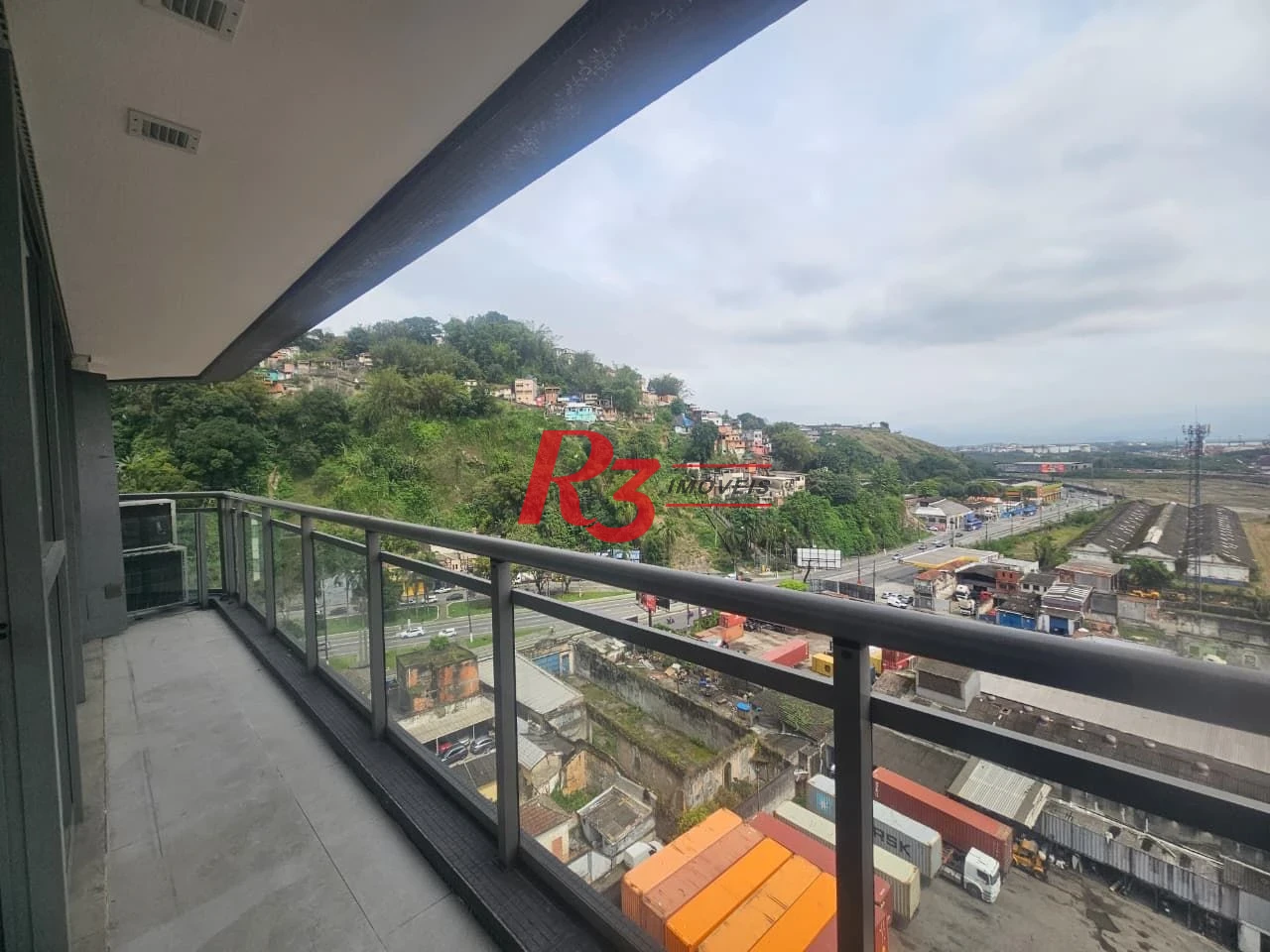 Sala para alugar, 77 m² por R$ 3.300,00/mês - Valongo - Santos/SP