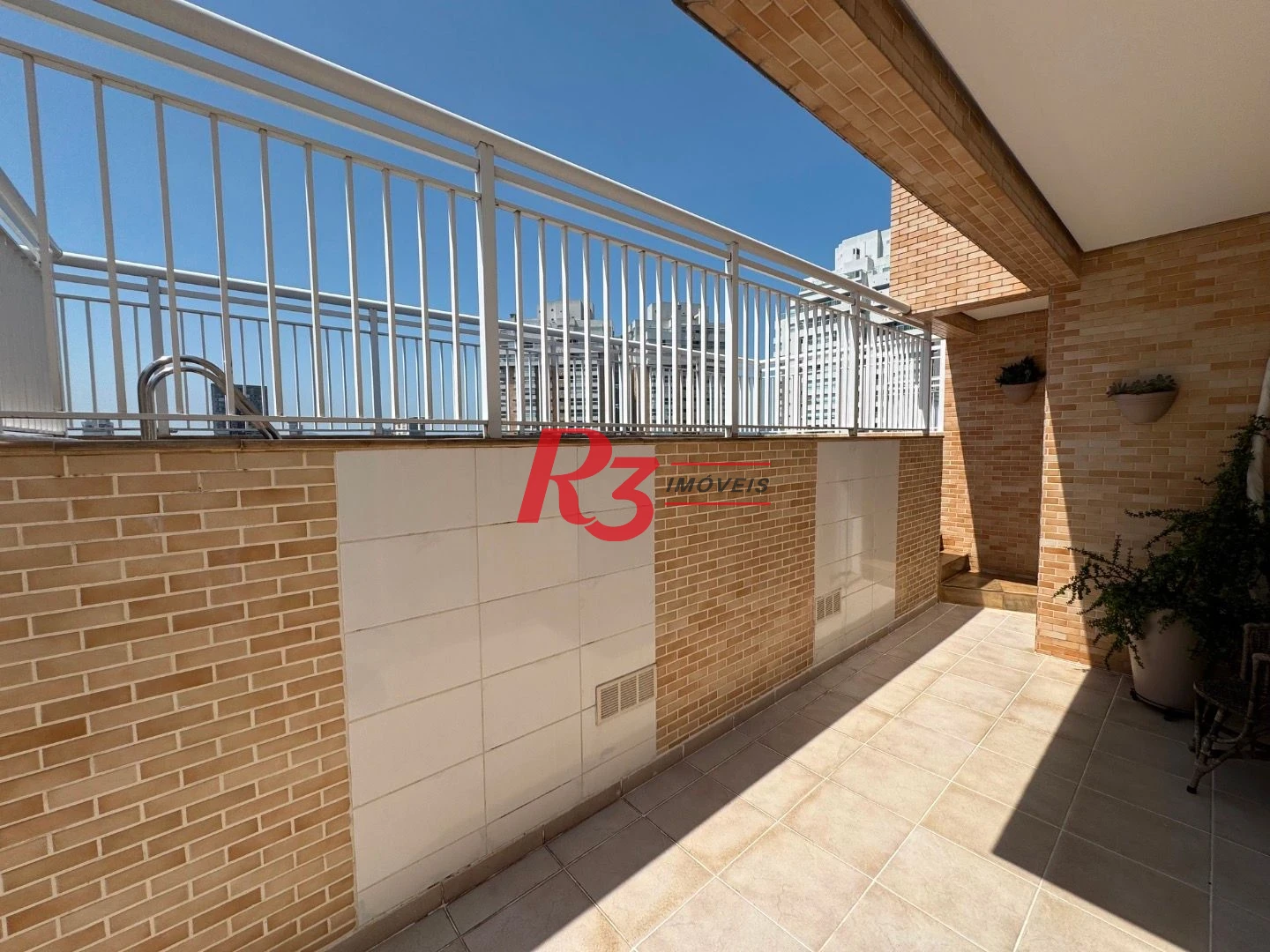 Cobertura à venda, 230 m² por R$ 4.000.000,00 - Gonzaga - Santos/SP