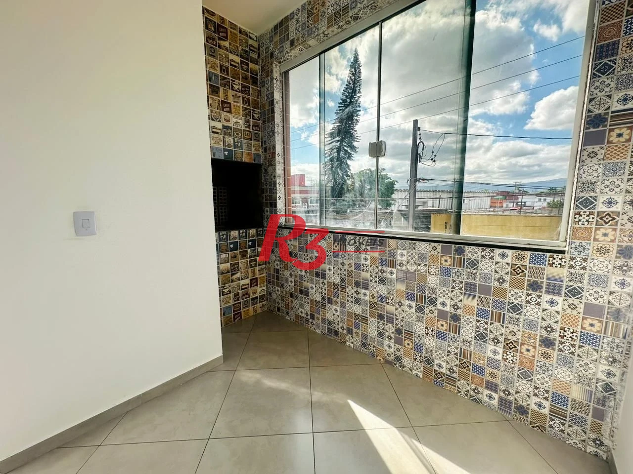 Casa à venda, 72 m² por R$ 270.000,00 - Chico de Paula - Santos/SP