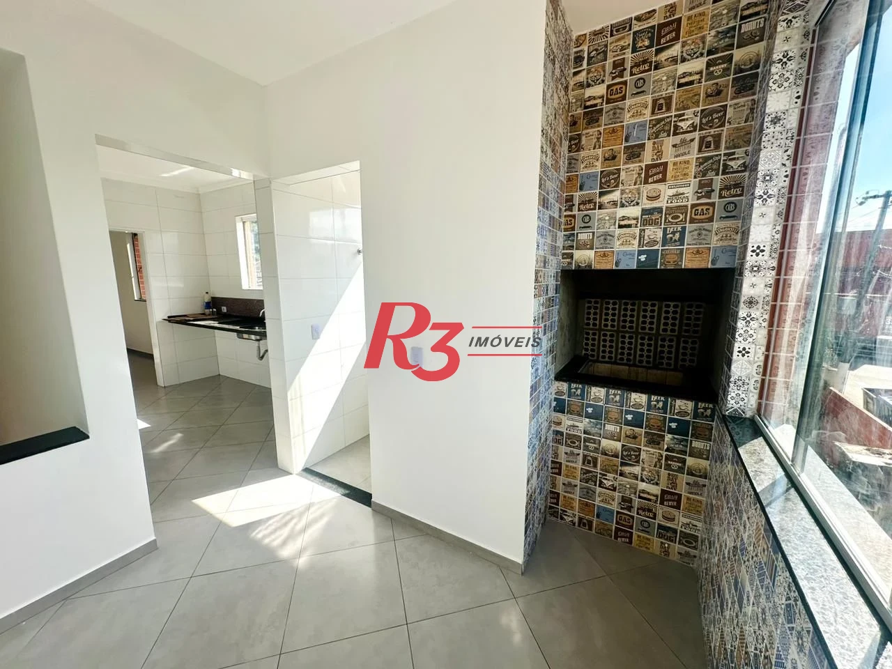 Casa à venda, 72 m² por R$ 270.000,00 - Chico de Paula - Santos/SP