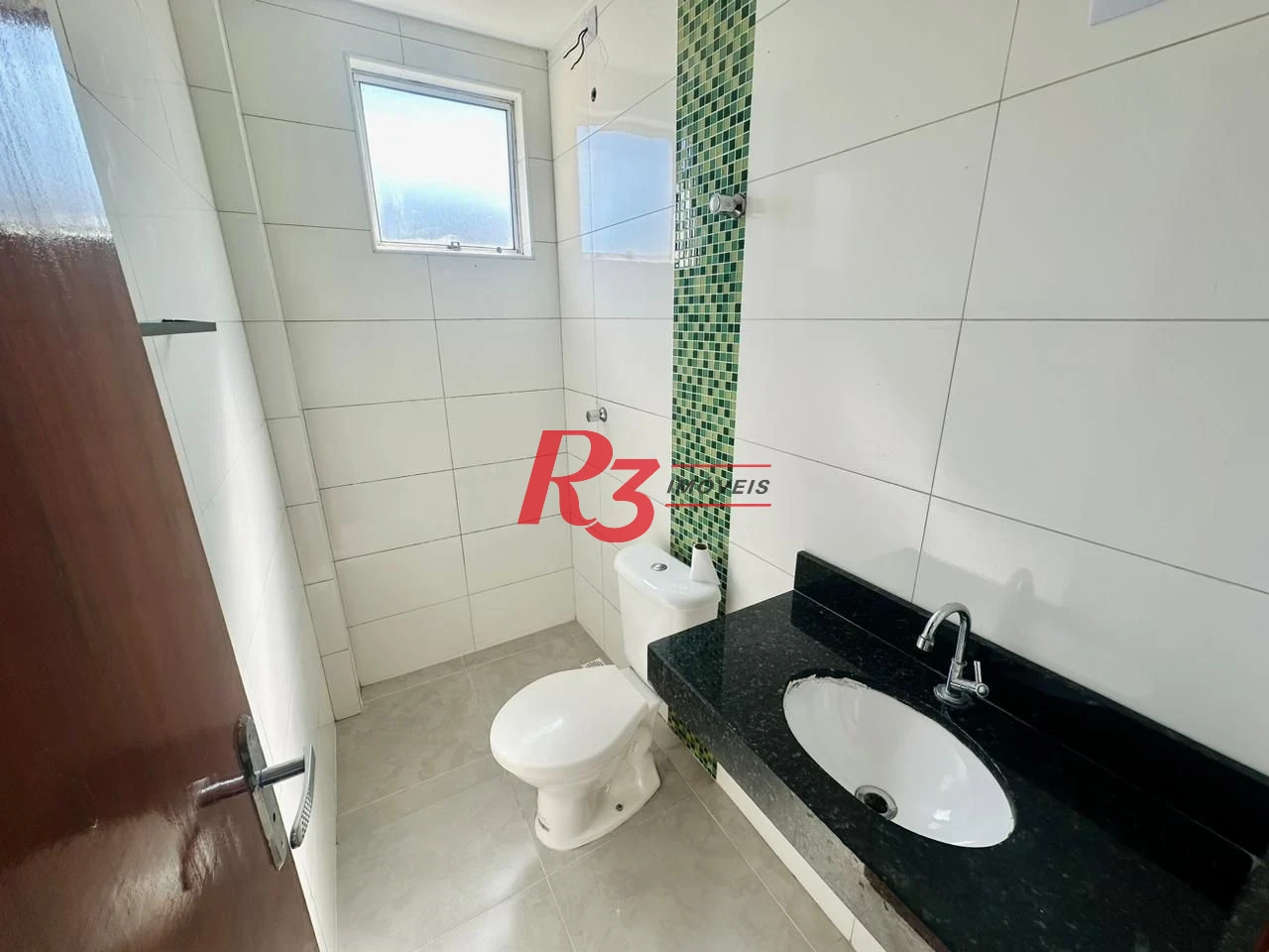 Casa à venda, 72 m² por R$ 270.000,00 - Chico de Paula - Santos/SP
