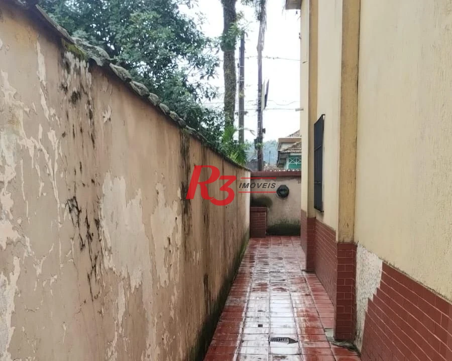 Sobrado com 3 dormitórios à venda, 200 m² por R$ 800.000,00 - Santa Maria - Santos/SP