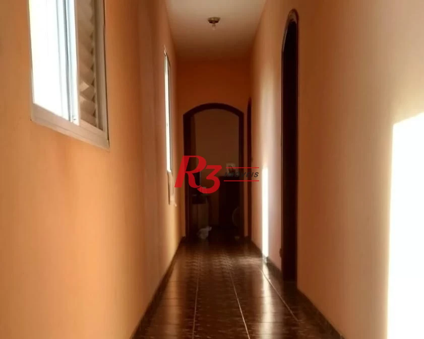 Sobrado com 3 dormitórios à venda, 200 m² por R$ 800.000,00 - Santa Maria - Santos/SP