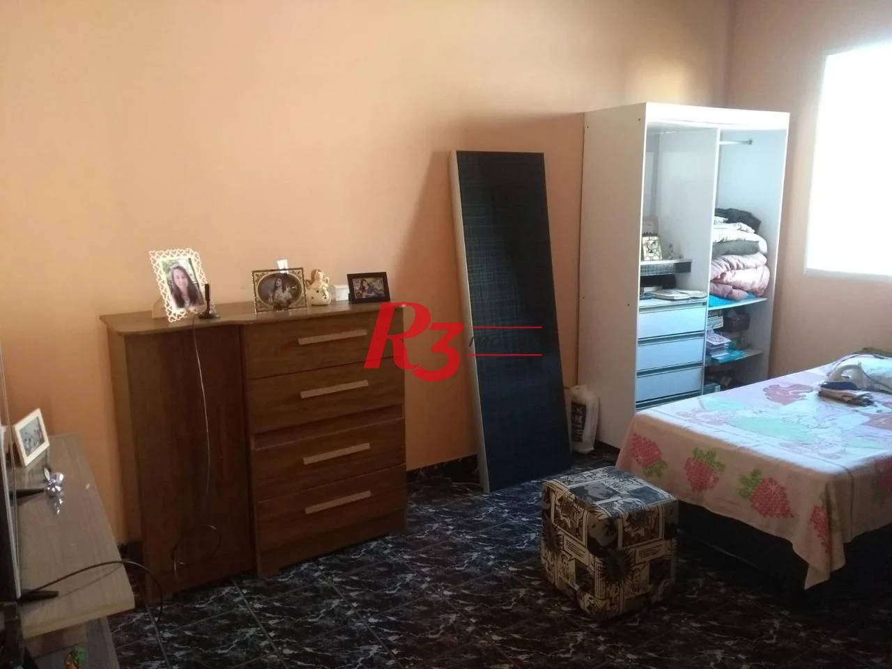 Sobrado com 3 dormitórios à venda, 200 m² por R$ 800.000,00 - Santa Maria - Santos/SP