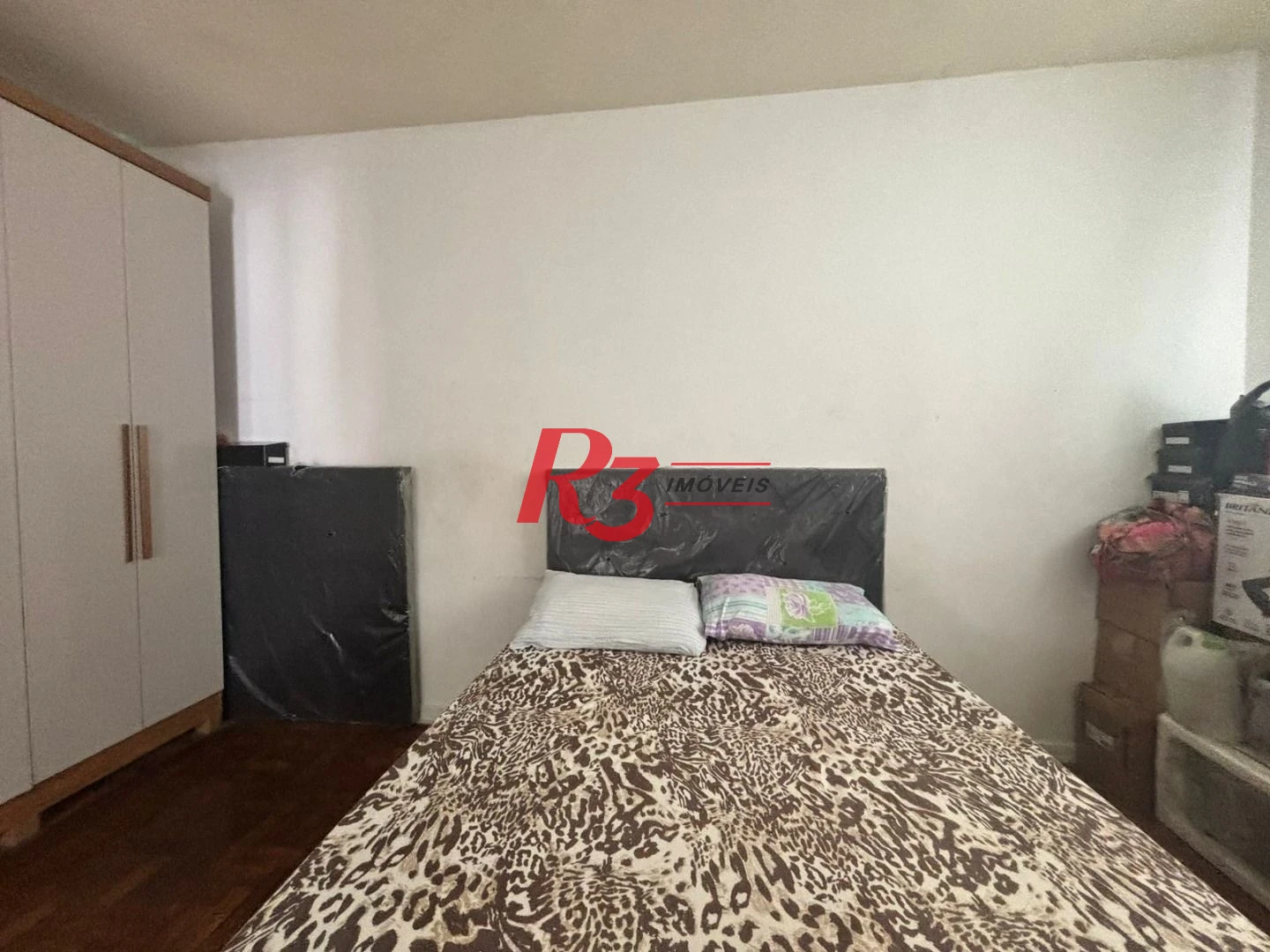 Apartamento com 2 dormitórios à venda, 65 m² por R$ 350.000,00 - Boqueirão - Santos/SP