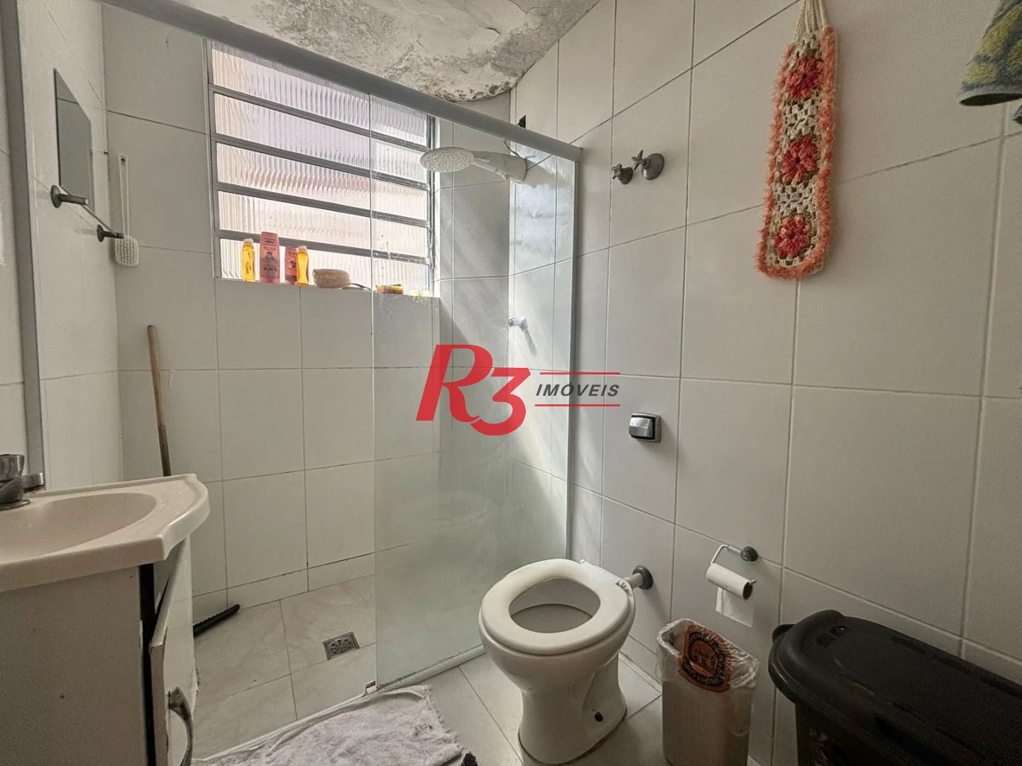 Apartamento com 2 dormitórios à venda, 65 m² por R$ 350.000,00 - Boqueirão - Santos/SP