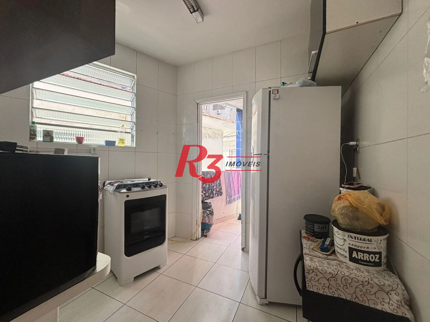 Apartamento com 2 dormitórios à venda, 65 m² por R$ 350.000,00 - Boqueirão - Santos/SP
