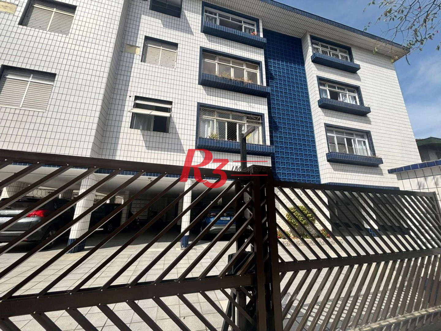 Apartamento com 2 dormitórios à venda, 65 m² por R$ 350.000,00 - Boqueirão - Santos/SP