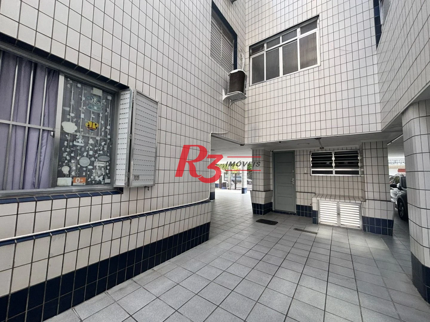 Apartamento com 2 dormitórios à venda, 65 m² por R$ 350.000,00 - Boqueirão - Santos/SP