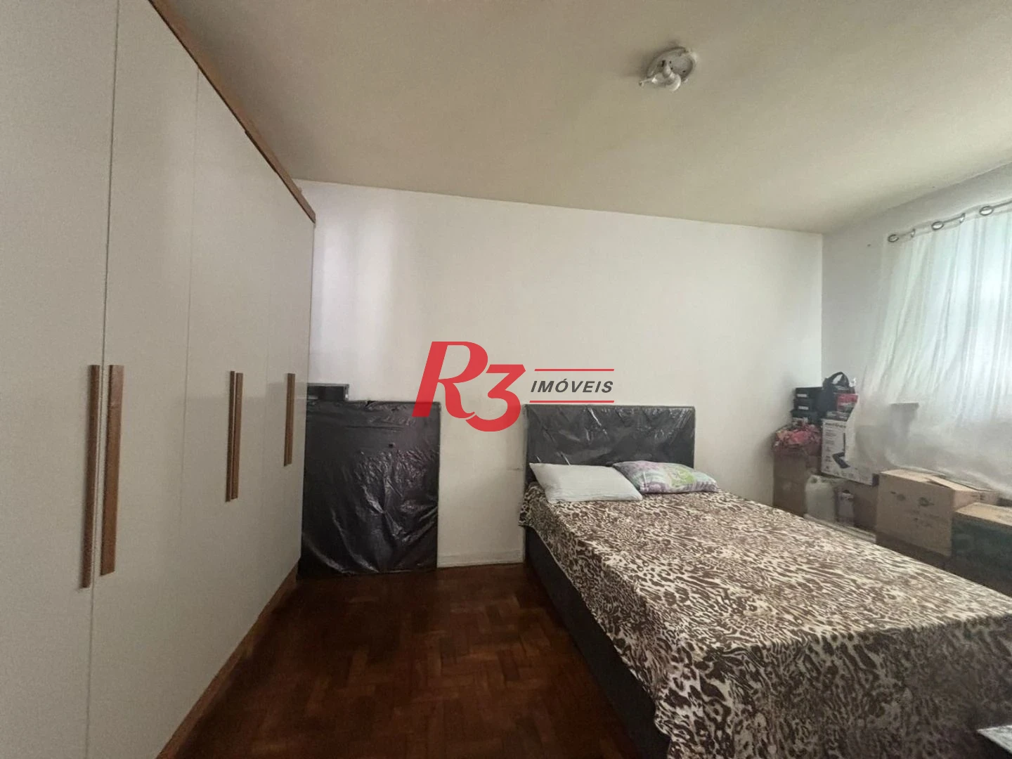 Apartamento com 2 dormitórios à venda, 65 m² por R$ 350.000,00 - Boqueirão - Santos/SP