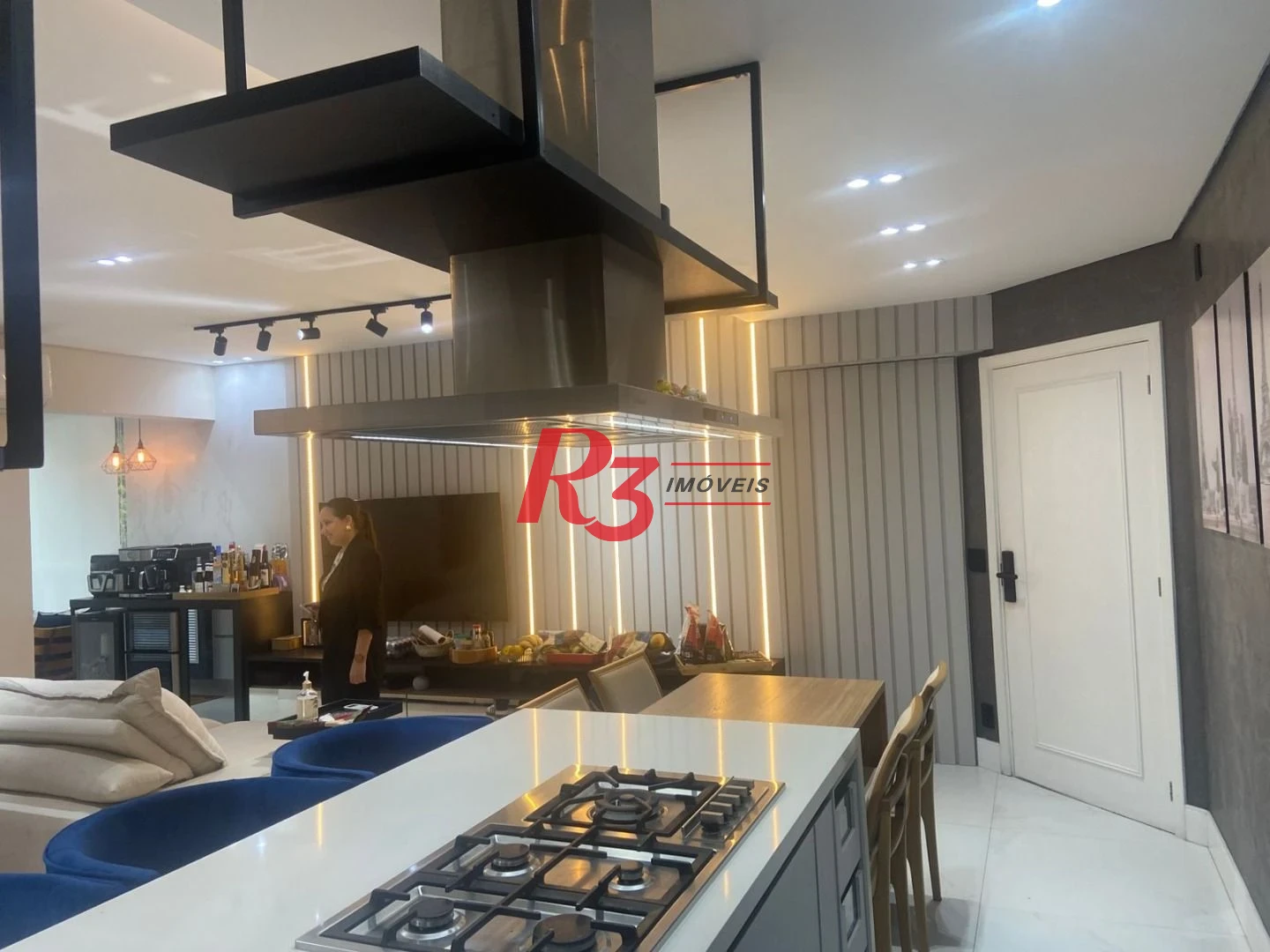 Apartamento com 2 dormitórios à venda, 85 m² por R$ 960.000,00 - Marapé - Santos/SP