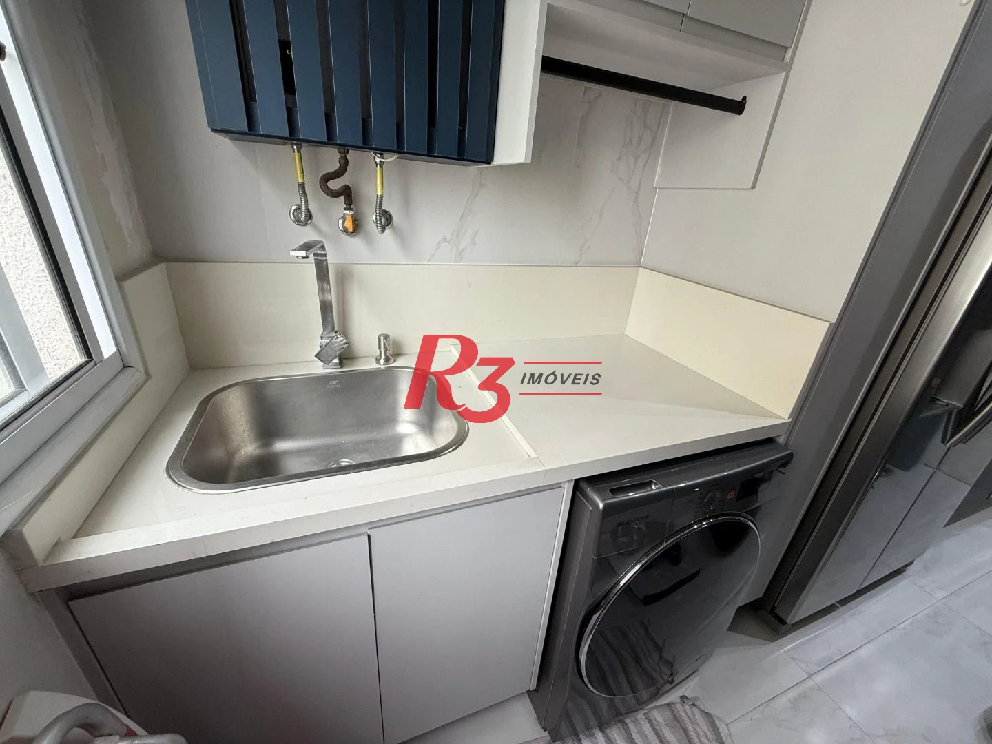 Apartamento com 2 dormitórios à venda, 85 m² por R$ 960.000,00 - Marapé - Santos/SP