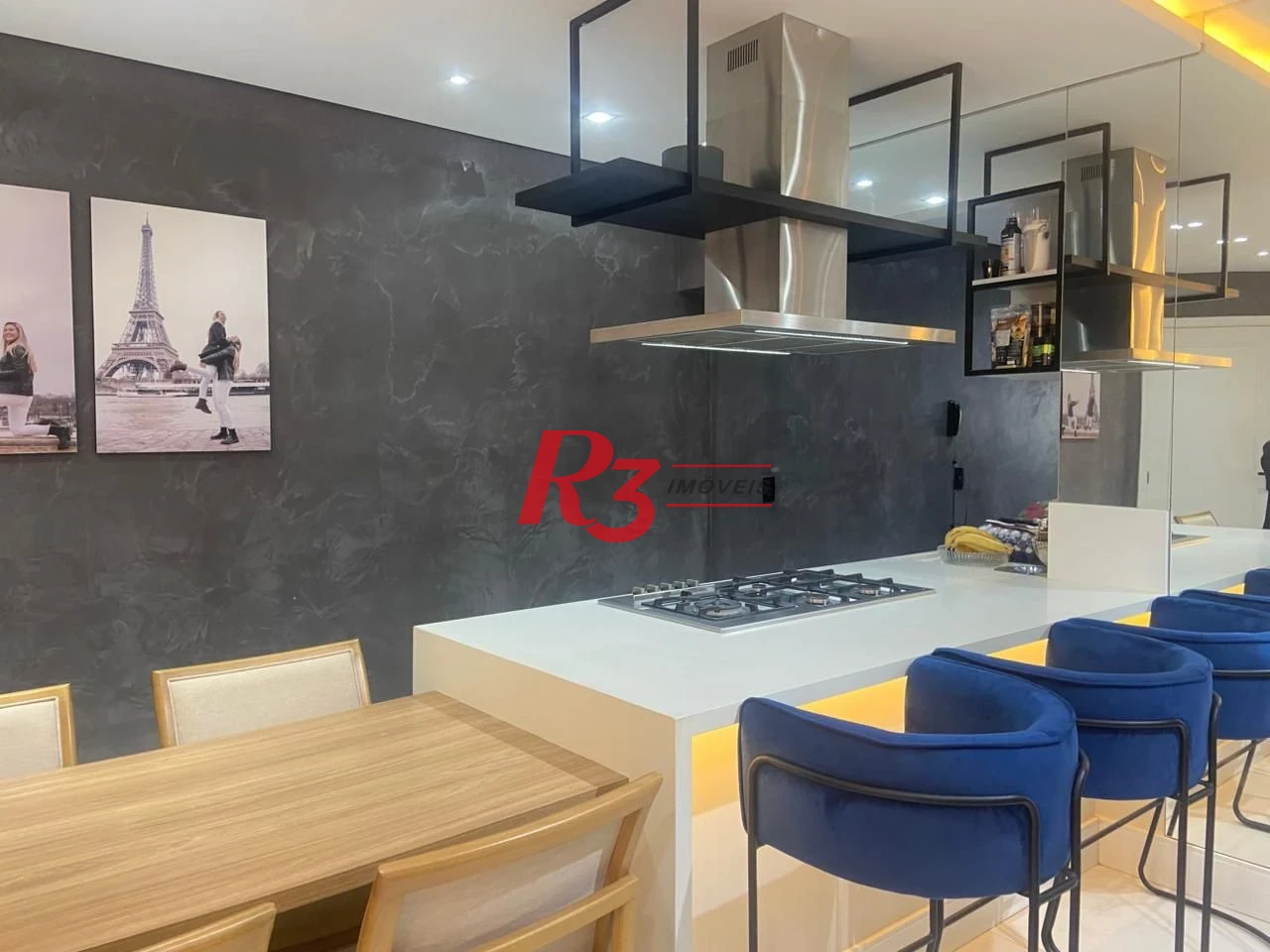 Apartamento com 2 dormitórios à venda, 85 m² por R$ 960.000,00 - Marapé - Santos/SP