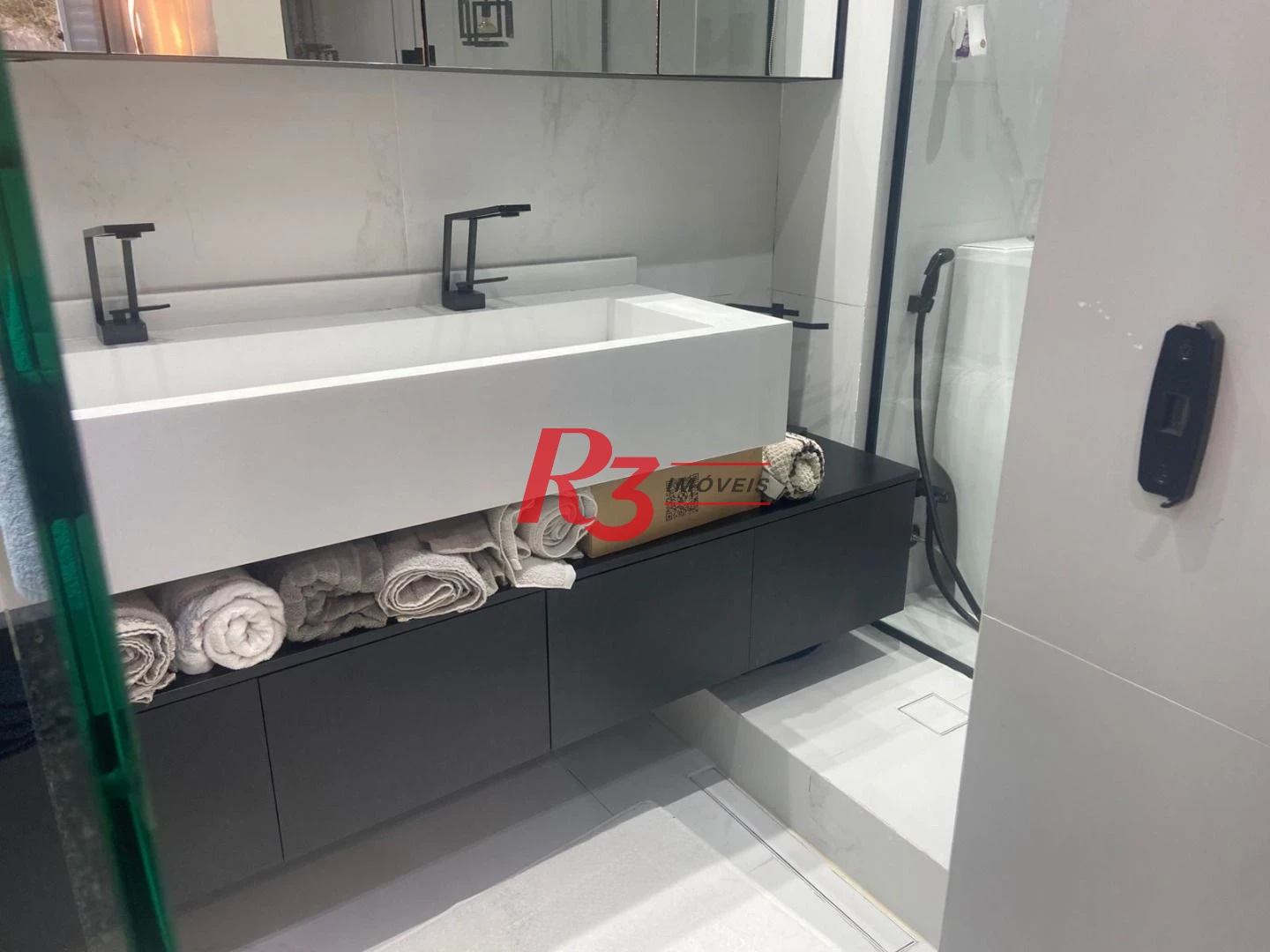 Apartamento com 2 dormitórios à venda, 85 m² por R$ 960.000,00 - Marapé - Santos/SP