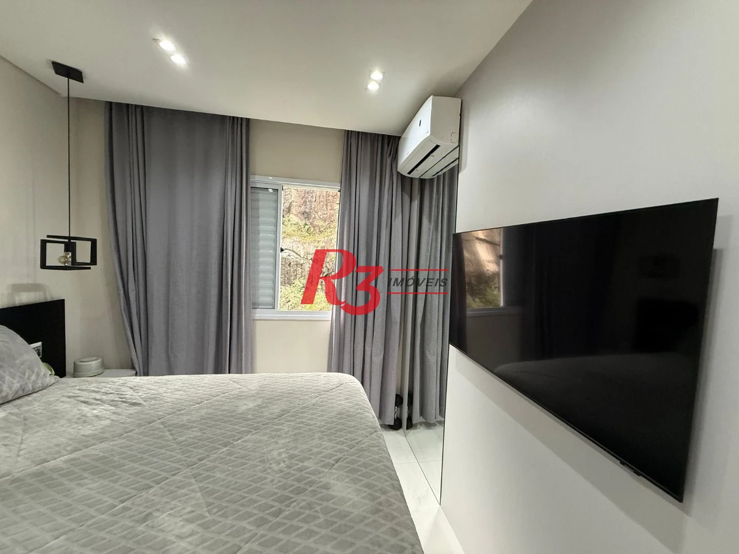 Apartamento com 2 dormitórios à venda, 85 m² por R$ 960.000,00 - Marapé - Santos/SP