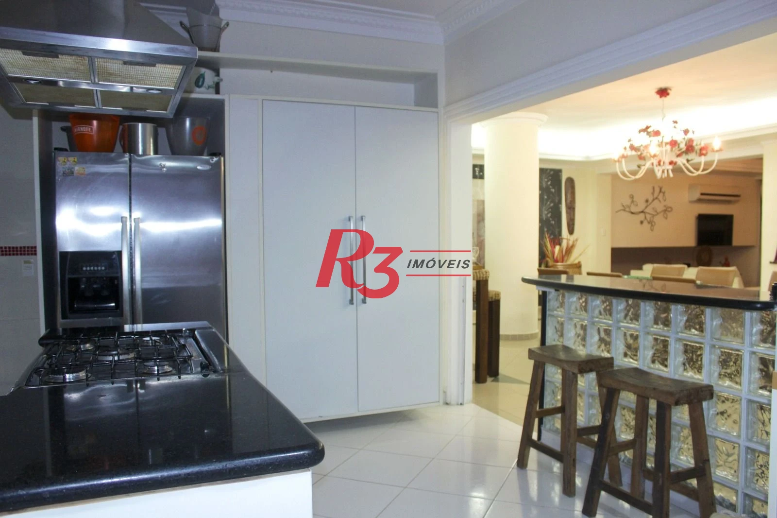 Apartamento Garden com 4 dormitórios à venda, 412 m² por R$ 1.800.000,00 - Morro do Maluf - Guarujá/SP