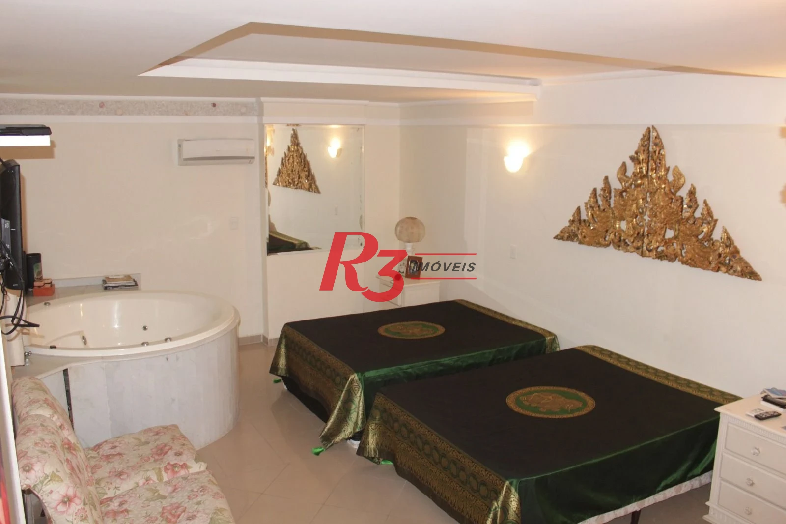 Apartamento Garden com 4 dormitórios à venda, 412 m² por R$ 1.800.000,00 - Morro do Maluf - Guarujá/SP