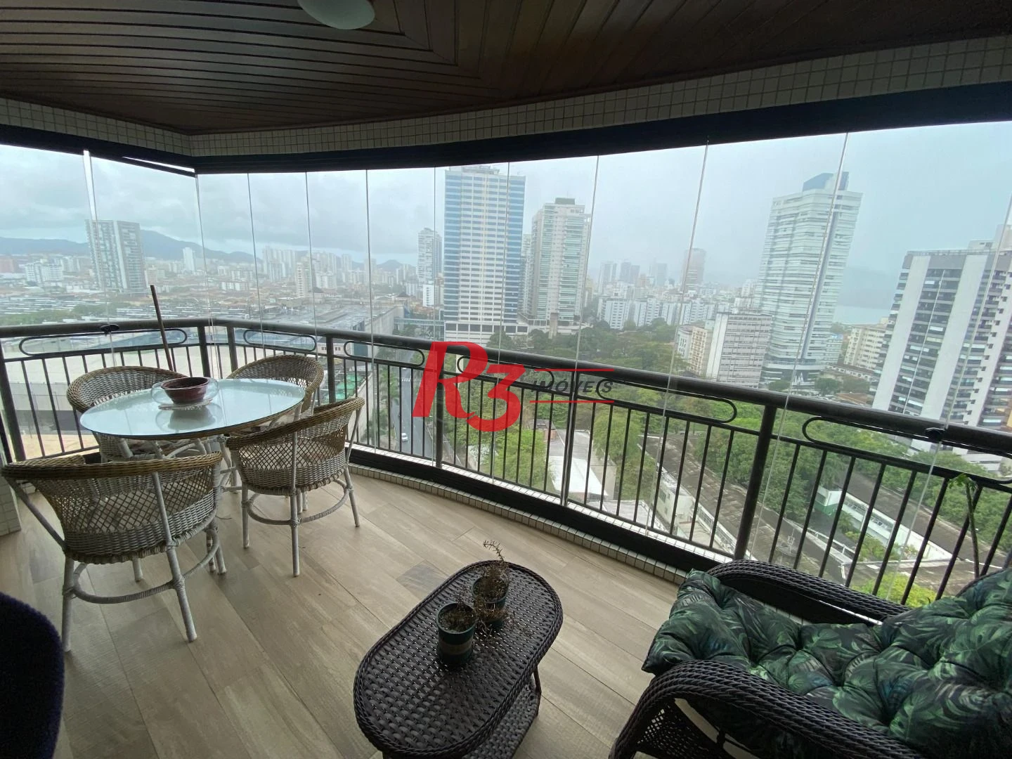 Apartamento com 3 dormitórios à venda, 185 m² por R$ 2.350.000,00 - Aparecida - Santos/SP