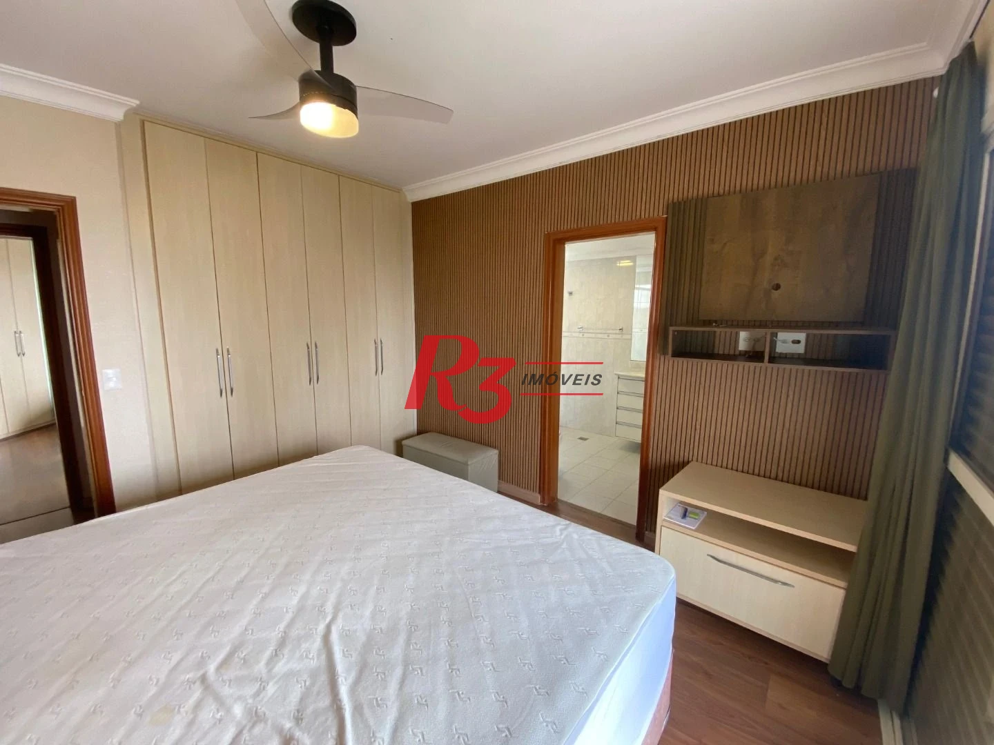 Apartamento com 3 dormitórios à venda, 185 m² por R$ 2.350.000,00 - Aparecida - Santos/SP