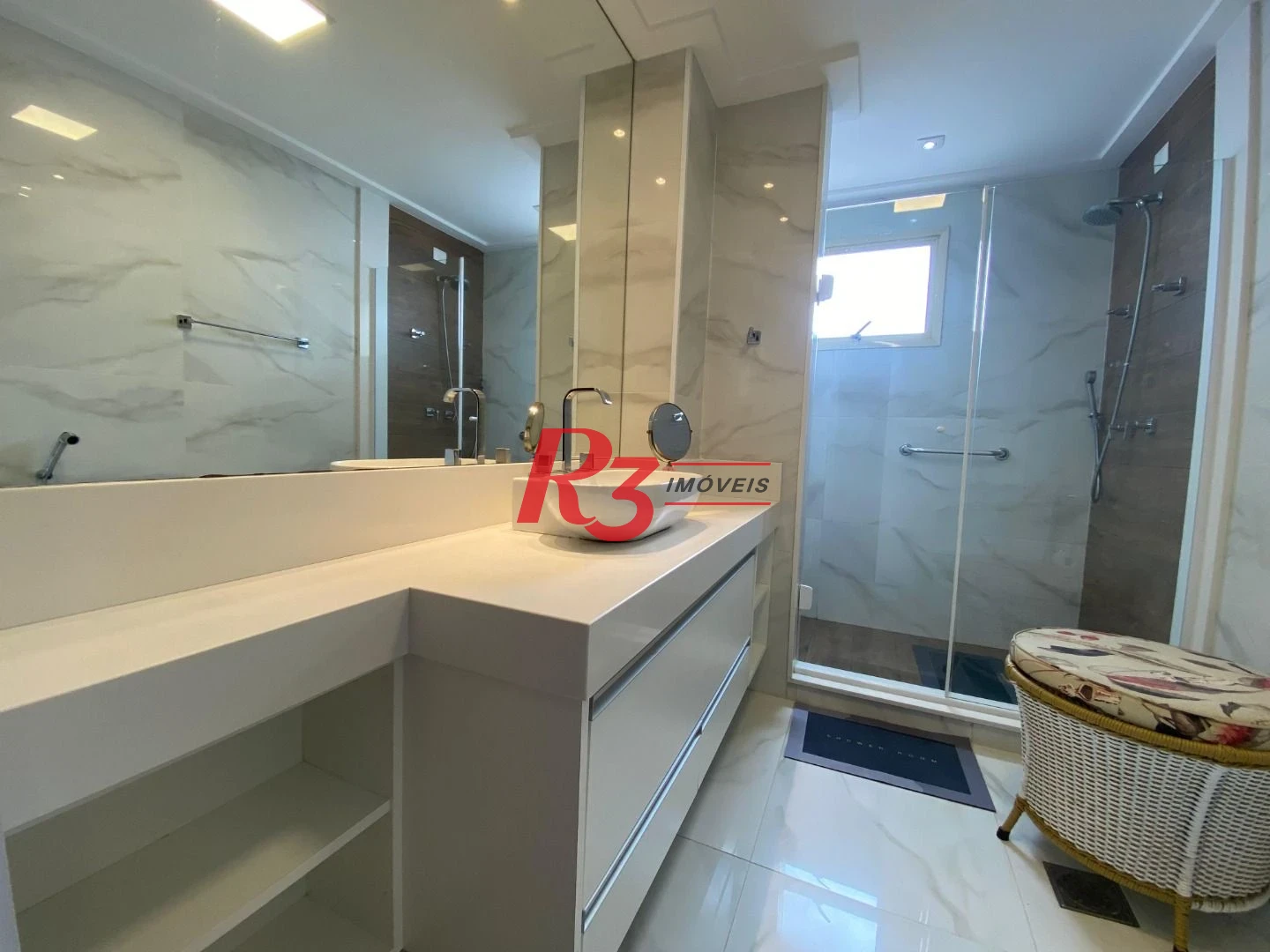 Apartamento com 3 dormitórios à venda, 185 m² por R$ 2.350.000,00 - Aparecida - Santos/SP
