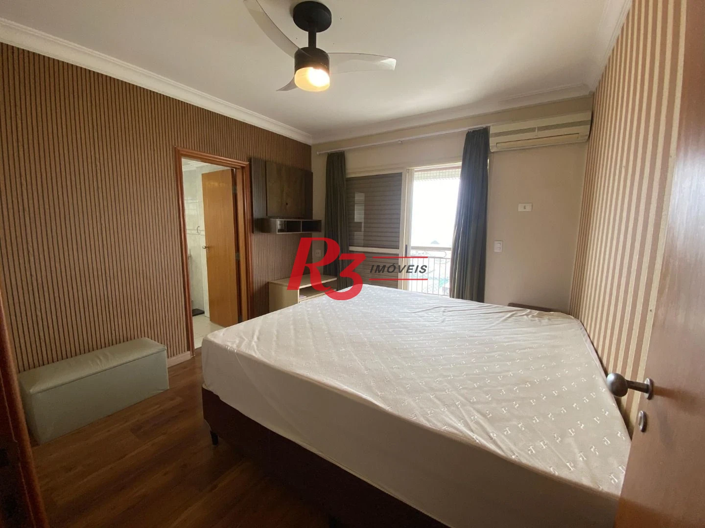 Apartamento com 3 dormitórios à venda, 185 m² por R$ 2.350.000,00 - Aparecida - Santos/SP