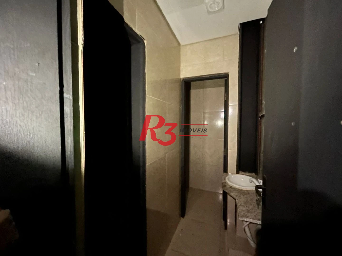 Galpão para alugar, 850 m² por R$ 18.668,30/mês - Centro - Santos/SP