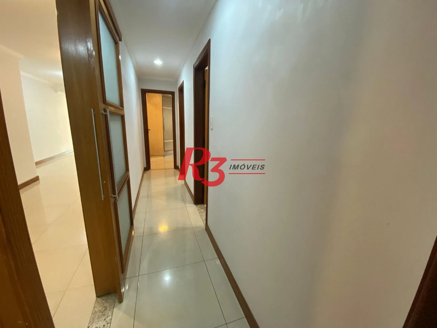 Apartamento com 3 dormitórios à venda, 157 m² por R$ 1.100.000,00 - Embaré - Santos/SP