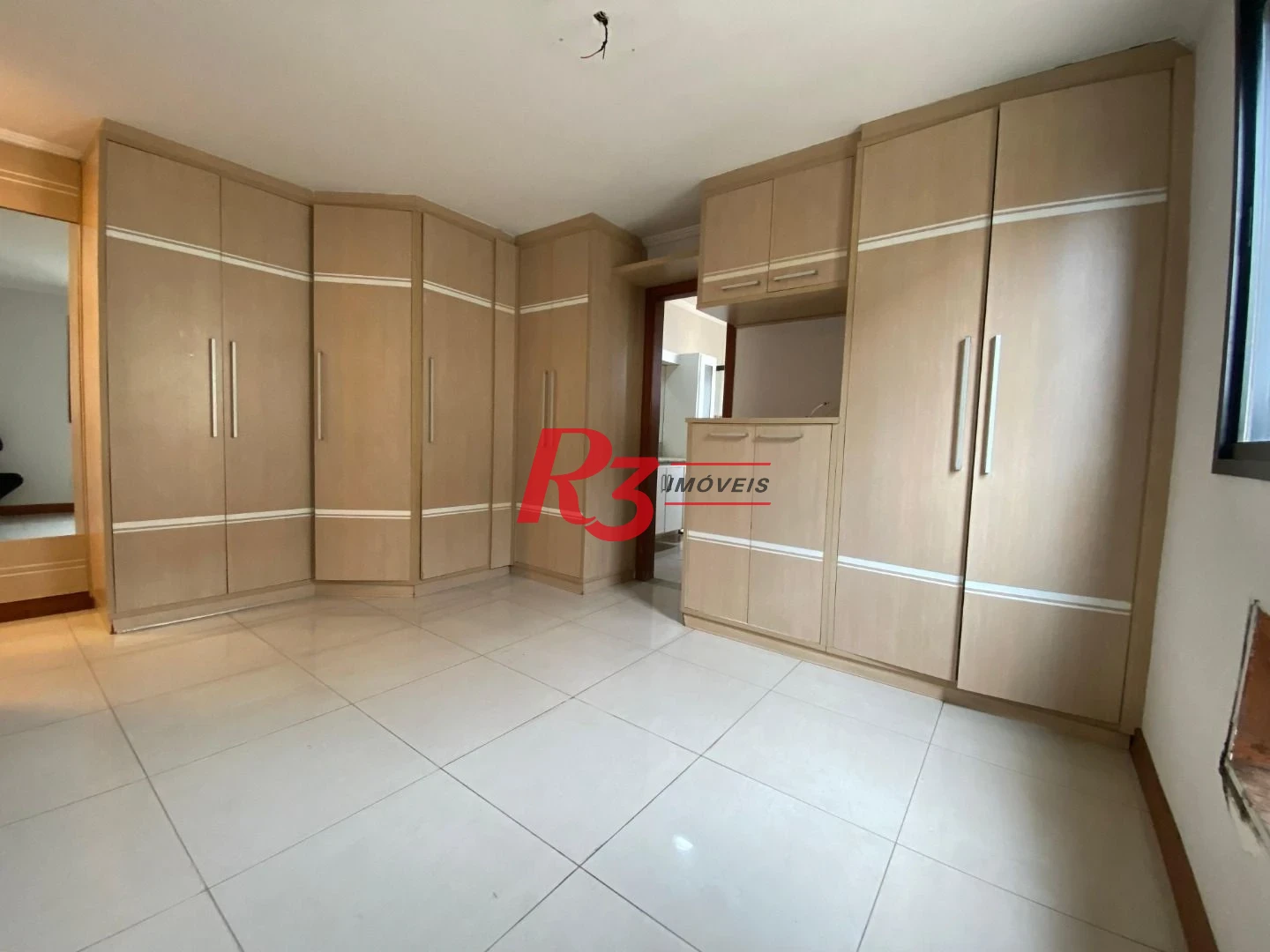 Apartamento com 3 dormitórios à venda, 157 m² por R$ 1.100.000,00 - Embaré - Santos/SP