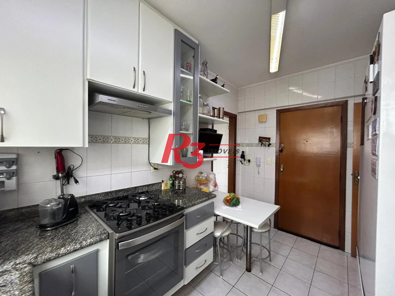 Apartamento à venda, 77 m² por R$ 610.000,00 - Embaré - Santos/SP