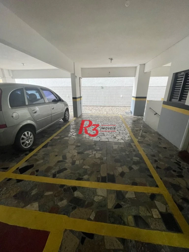 Apartamento com 2 dormitórios à venda, 72 m² por R$ 640.000,00 - Embaré - Santos/SP