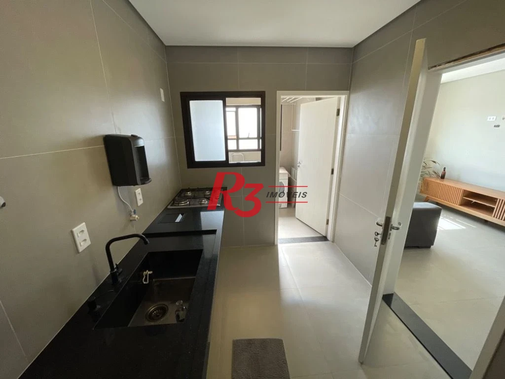 Apartamento com 2 dormitórios à venda, 72 m² por R$ 640.000,00 - Embaré - Santos/SP