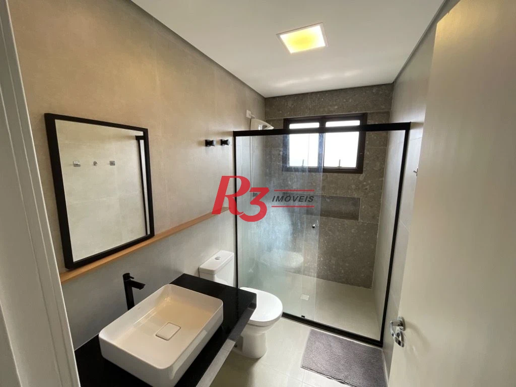 Apartamento com 2 dormitórios à venda, 72 m² por R$ 640.000,00 - Embaré - Santos/SP