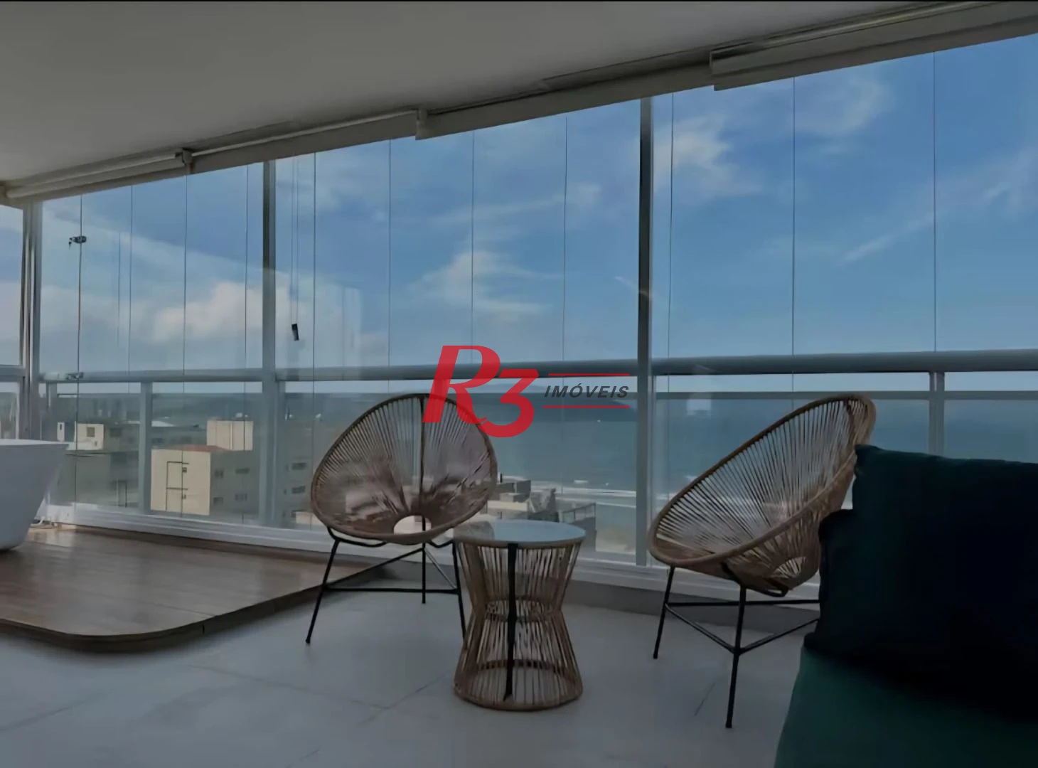 Apartamento com 1 dormitório à venda, 52 m² por R$ 1.200.000,00 - Gonzaga - Santos/SP