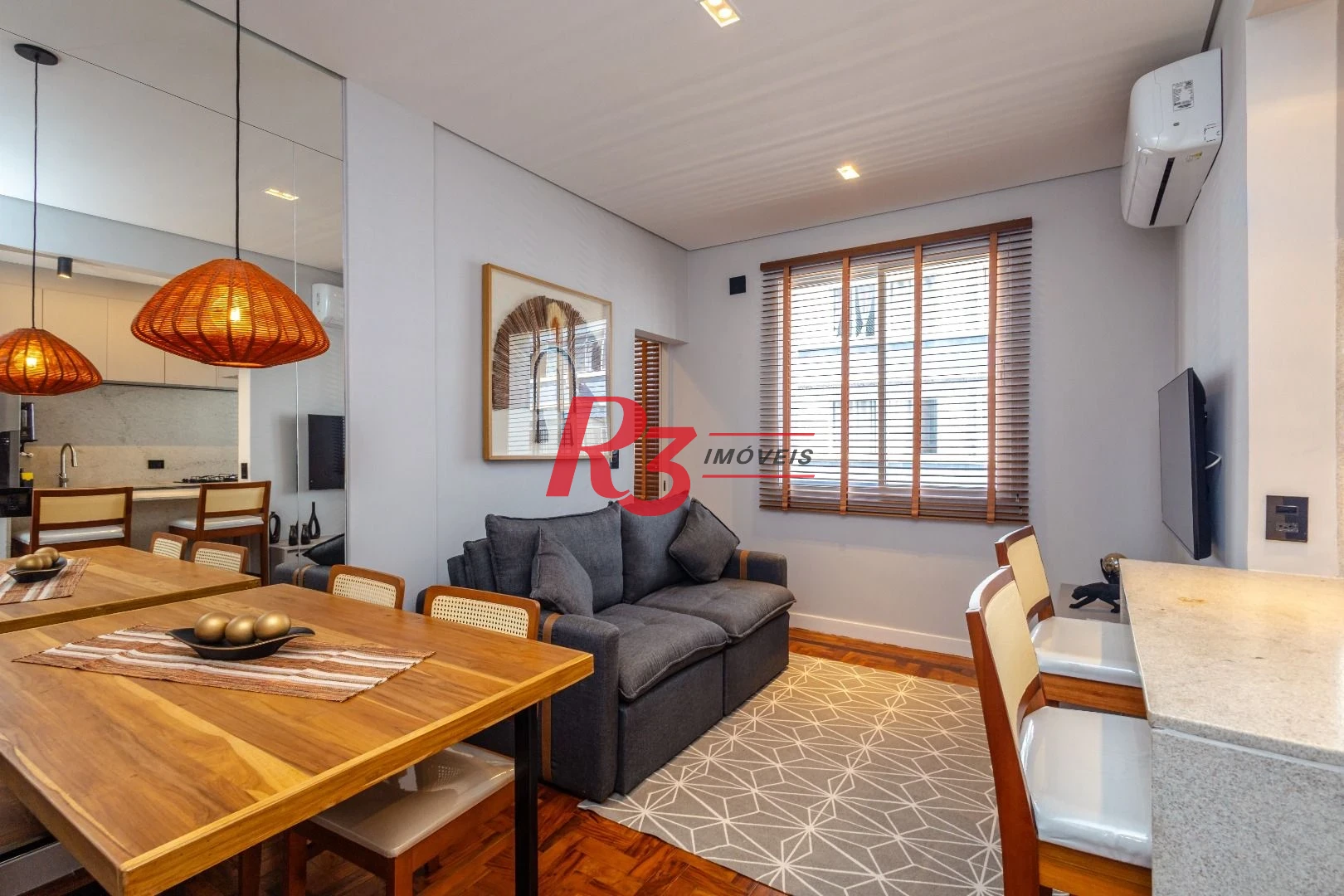 Apartamento com 2 dormitórios à venda, 63 m² por R$ 645.000,00 - Aparecida - Santos/SP