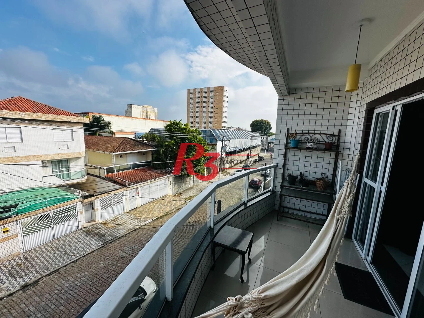 Casa com 3 dormitórios à venda, 210 m² por R$ 650.000,00 - Centro - São Vicente/SP