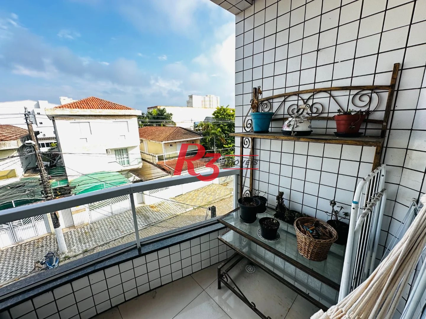 Casa com 3 dormitórios à venda, 210 m² por R$ 650.000,00 - Centro - São Vicente/SP